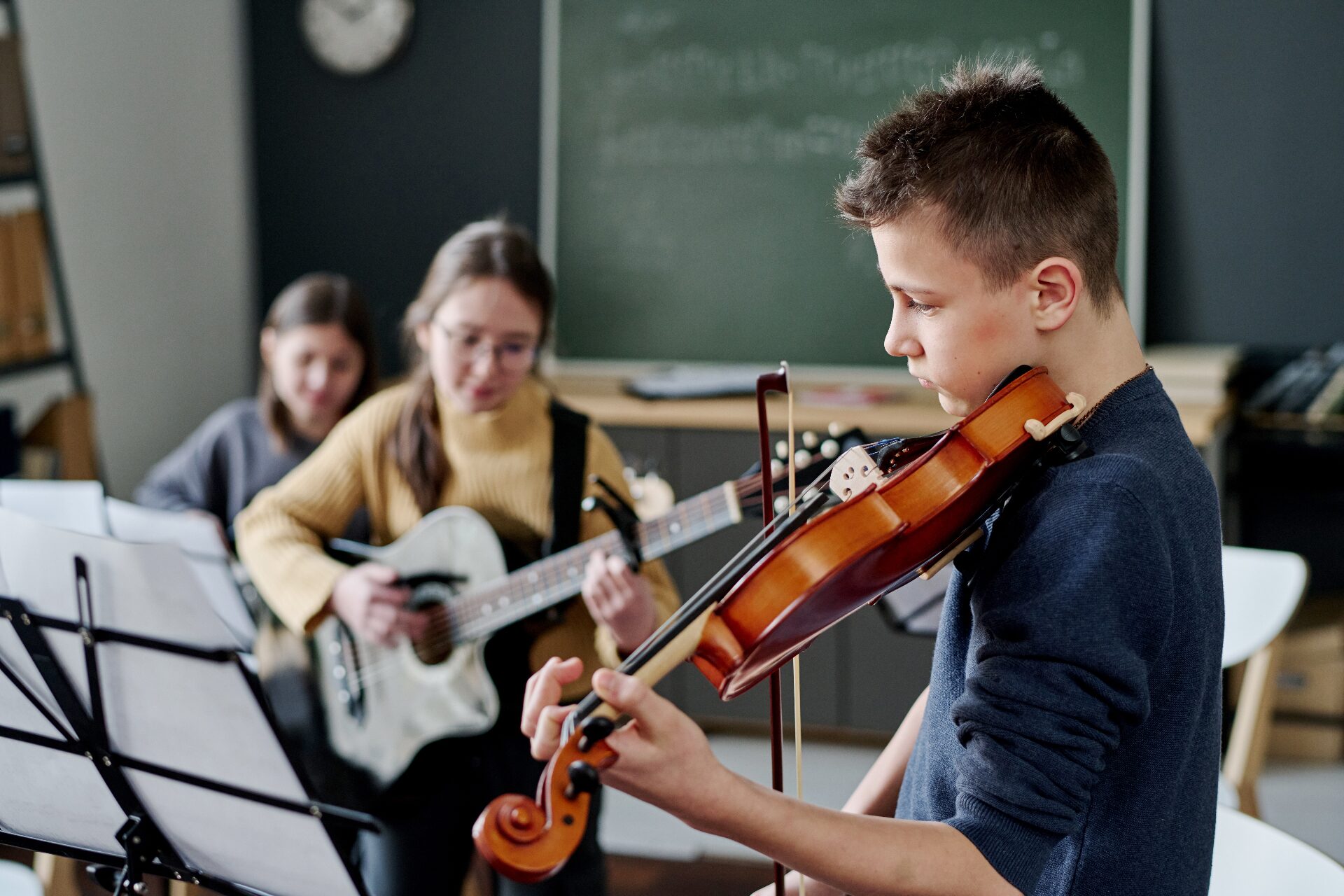 Encore School Music in Wellington | Piano, Guitar & Drum Lessons